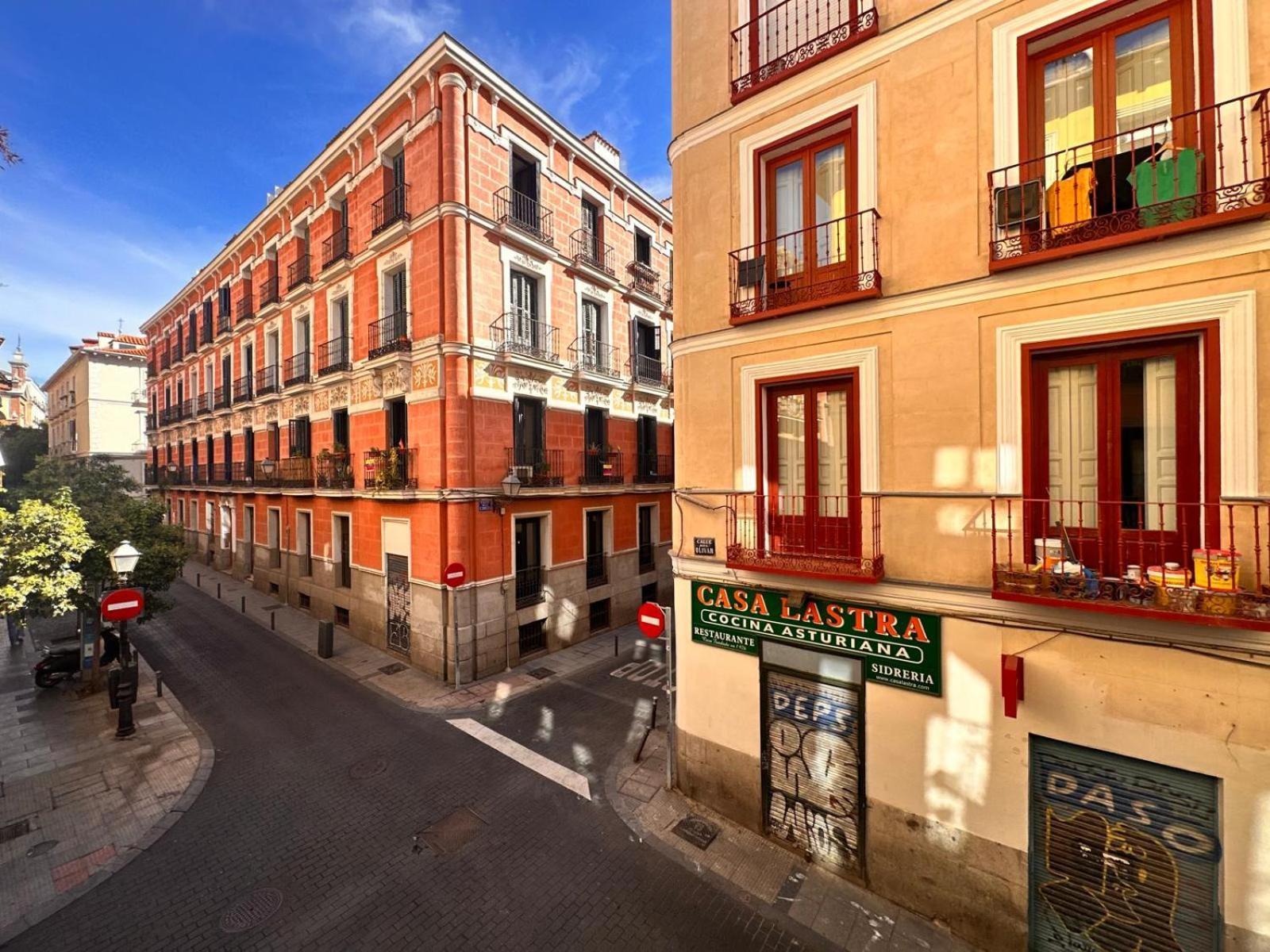 Amazing 3Bd 3Bth With 9 Balconies By Madrid4You Apartments Exterior foto